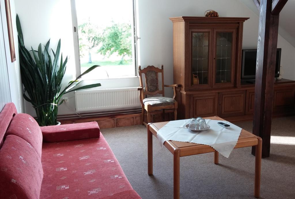 Pension U Milana Dvur Králové nad Labem Exterior foto